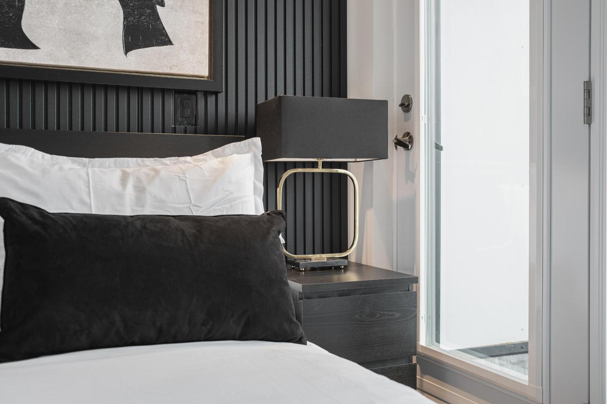 Westview Luxury Suites Ottawa Eksteriør bilde