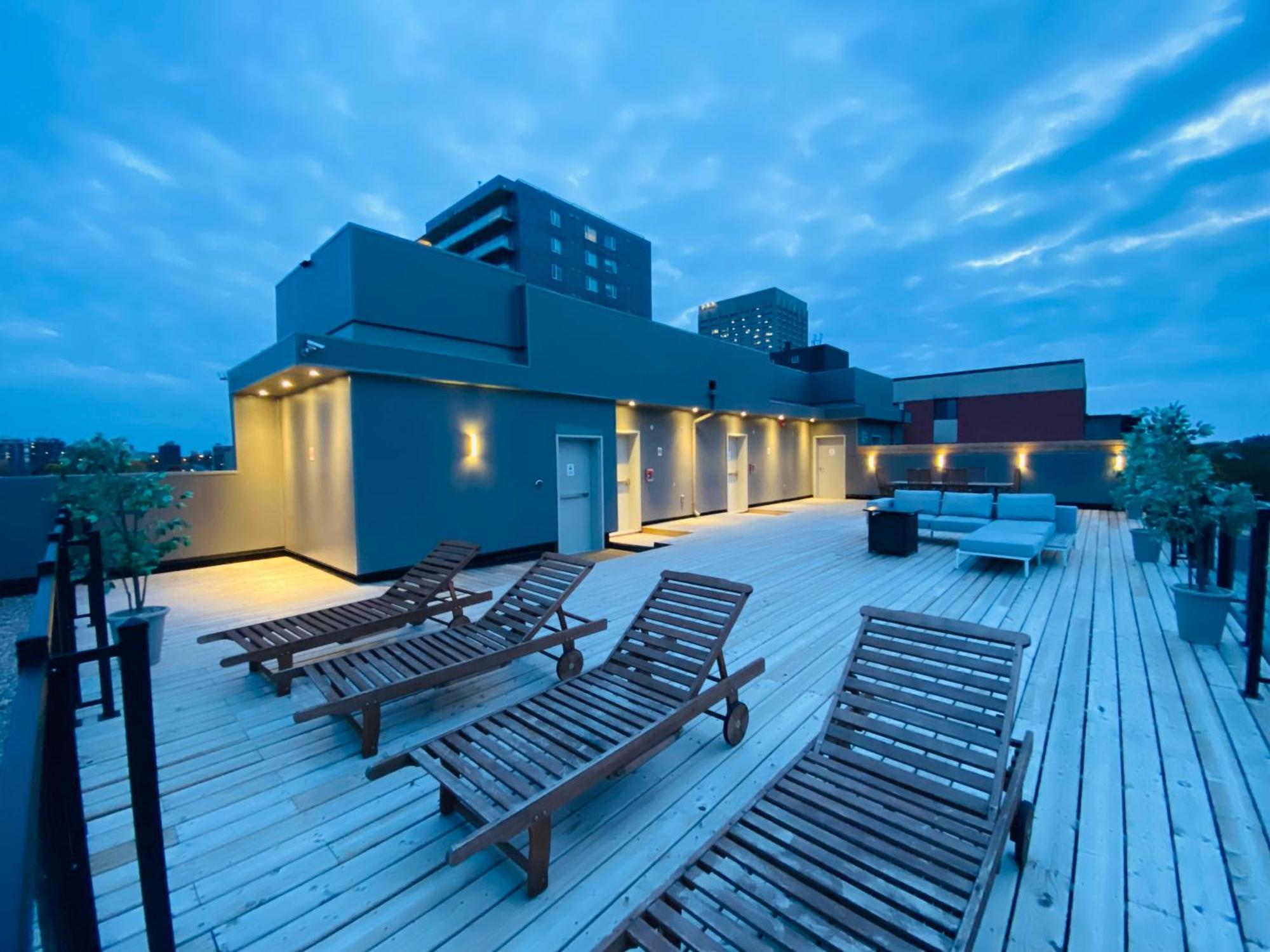 Westview Luxury Suites Ottawa Eksteriør bilde